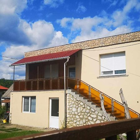 Agape Vendeghaz Daire Cserepfalu Dış mekan fotoğraf